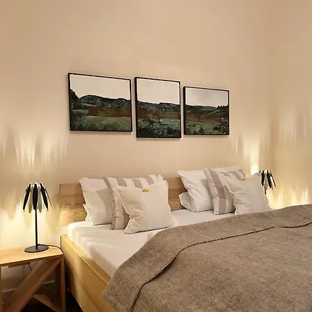 Alte Foersterei - Elegantes In Der Historischen Hinterburg - Nahe Fulda Und Bad Hersfeld Apartment