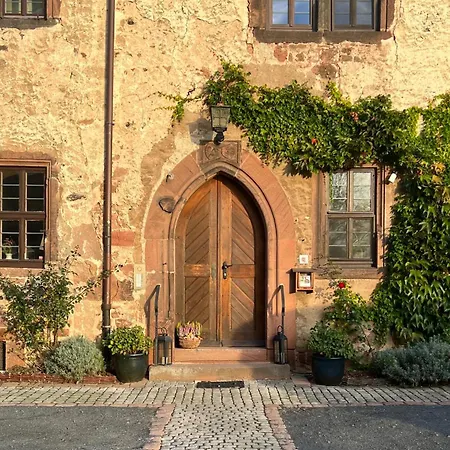 Alte Foersterei - Elegantes In Der Historischen Hinterburg - Nahe Fulda Und Bad Hersfeld *