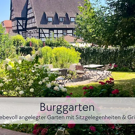 Alte Foersterei - Altstadtwohnung Mit Stil & Aufzug - In Der Hinterburg Schlitz - Mit Garten, Parkplatz & E-Ladestation - Hunde Willkommen - Fulda, Bad Hersfeld, Alsfeld In 25 Km Entfernung שליץ