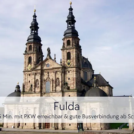 Alte Foersterei - Altstadtwohnung Mit Stil & Aufzug - In Der Hinterburg - Mit Garten, Parkplatz & E-ladestation - Hunde Willkommen - Fulda, Bad Hersfeld, Alsfeld In 25 Km Entfernung Apartmán *