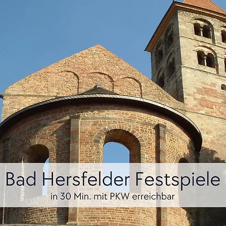 Alte Foersterei - Altstadtwohnung Mit Stil & Aufzug - In Der Hinterburg - Mit Garten, Parkplatz & E-ladestation - Hunde Willkommen - Fulda, Bad Hersfeld, Alsfeld In 25 Km Entfernung Apartmán *