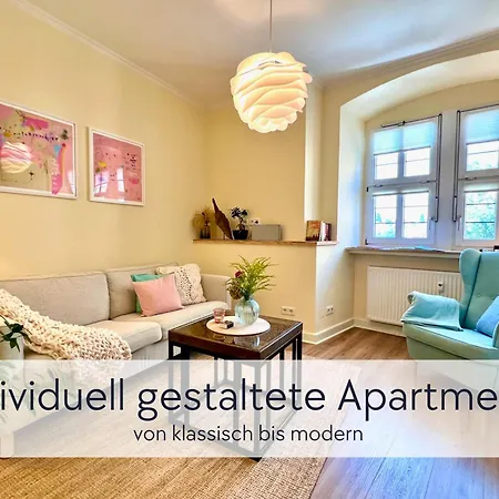 Alte Foersterei - Altstadtwohnung Mit Stil & Aufzug - In Der Hinterburg - Mit Garten, Parkplatz & E-ladestation - Hunde Willkommen - Fulda, Bad Hersfeld, Alsfeld In 25 Km Entfernung Appartement